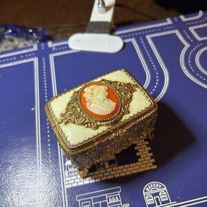 Vintage Gilt Filigree Cameo Trinket Box - Ornate Keepsake Jewelry Storage